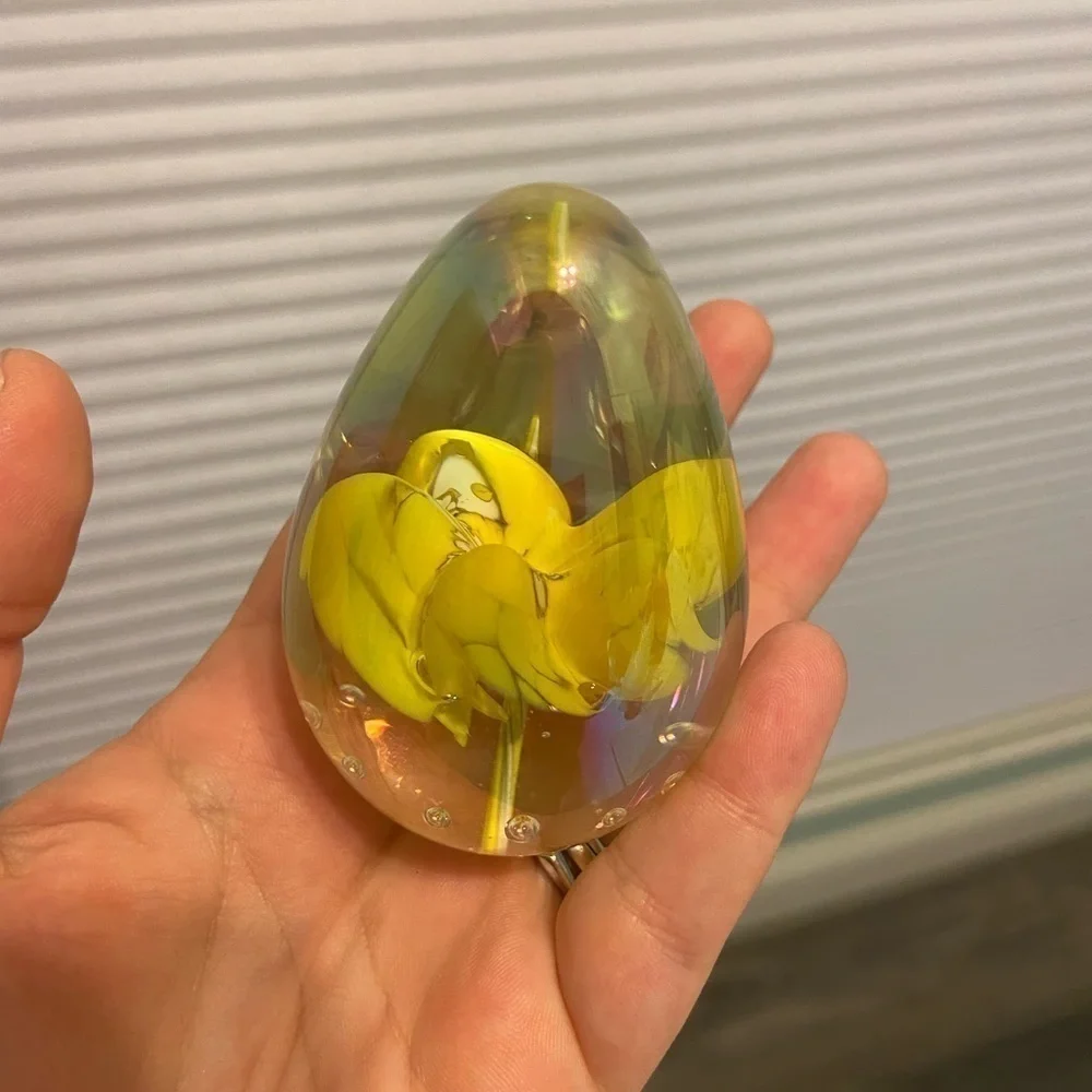 Iridescent Egg Shaped Paperweight Signed Allen - Picture 6 of 7